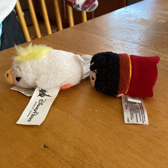 💕 Preloved Disney Tsum Tsum Lot - Picture 5 of 12